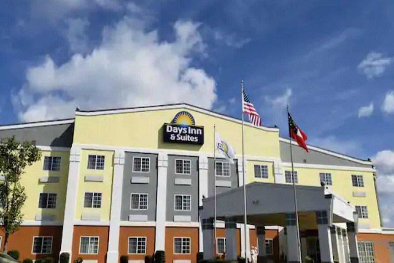 Days Inn & Suites By Wyndham Union City Exterior foto